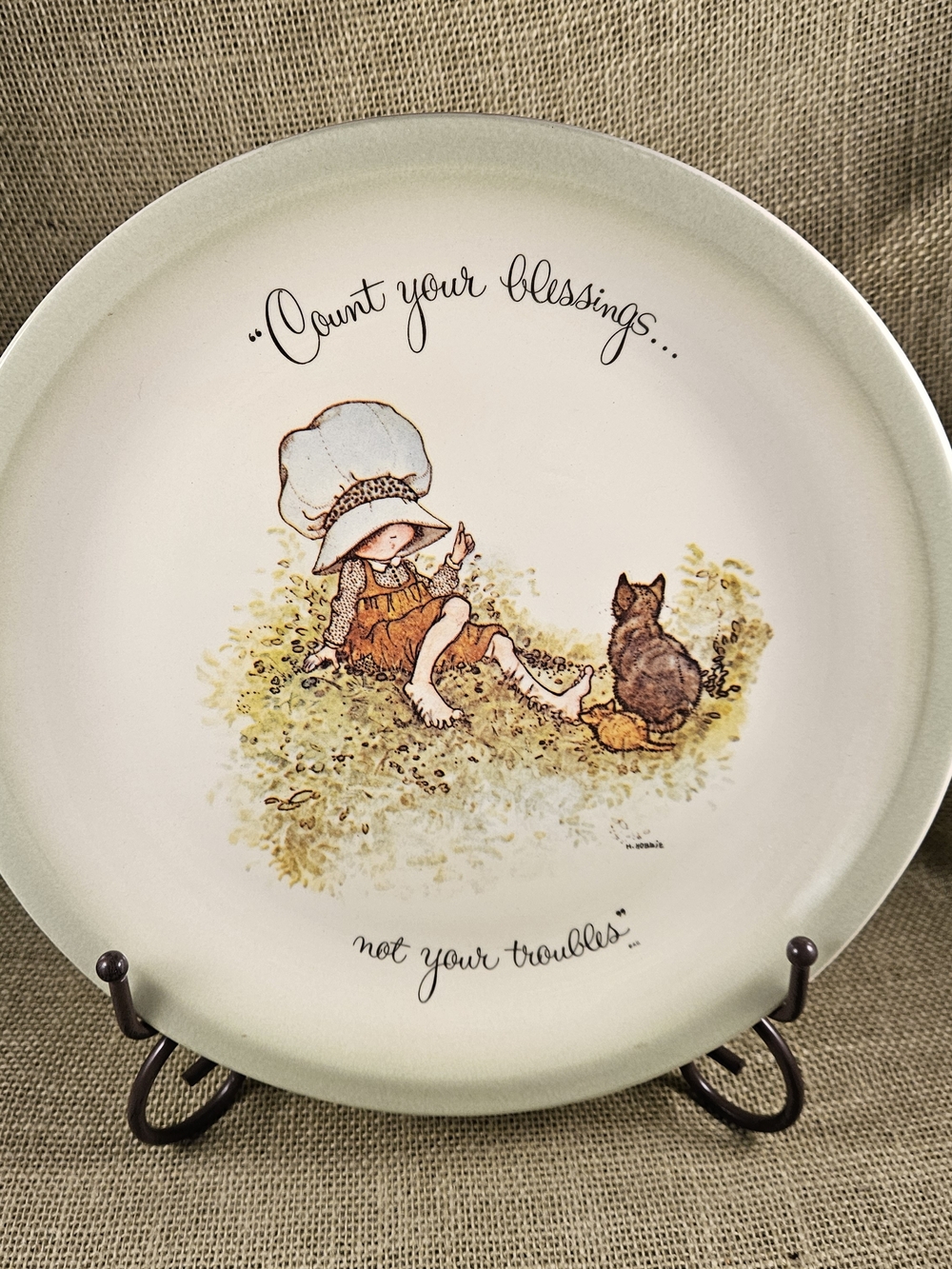 Holly Hobbie 'Count Your Blessings' Decorative Ceramic Plate Kitty Cat 1970s